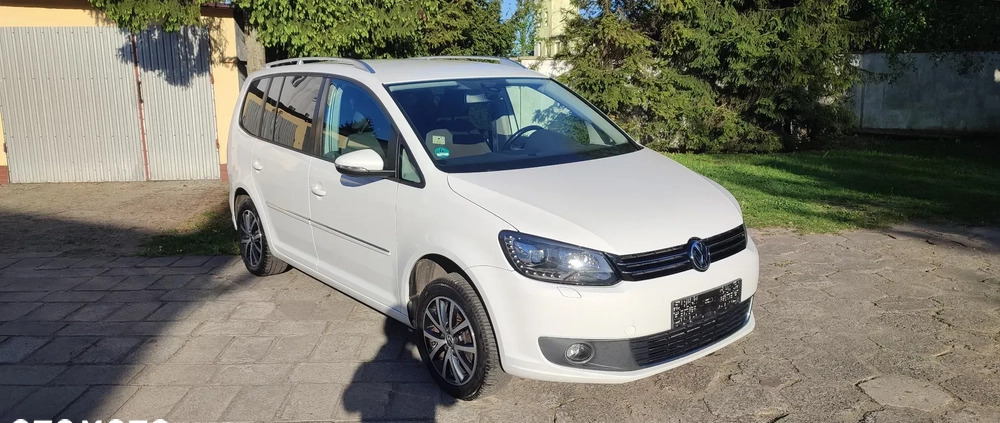 Volkswagen Touran cena 29900 przebieg: 251000, rok produkcji 2011 z Grudziądz małe 137